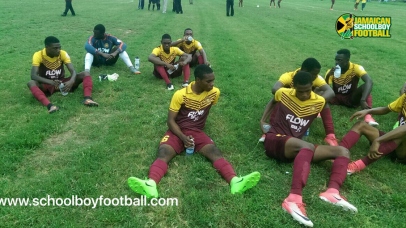 Team Wolmer's at the half time break