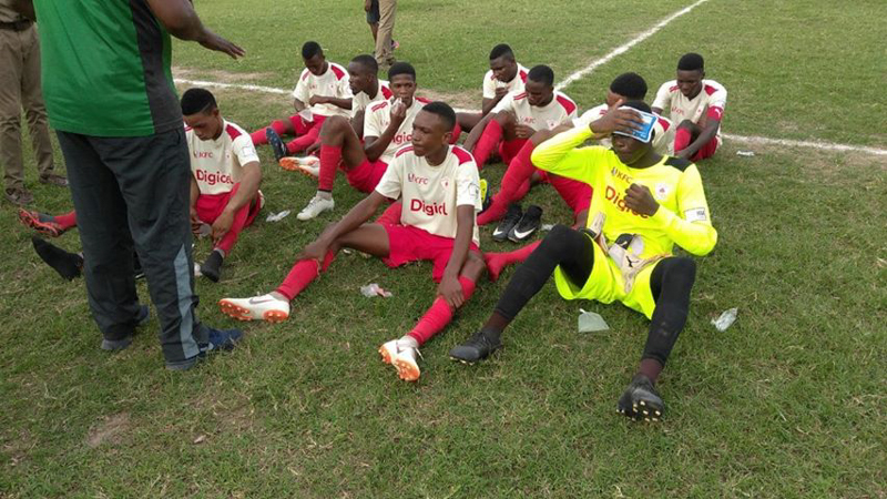 Mona High team talk versus Dunoon Technical